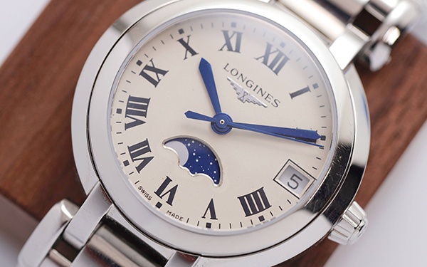 讓浪琴手表重?zé)ㄉ鷻C(jī)：不戴不走的處理秘籍（圖）